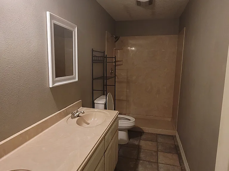1 Briaroak Cir — Photo 5