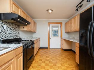 614 Hoosick Rd, Troy, NY 12180