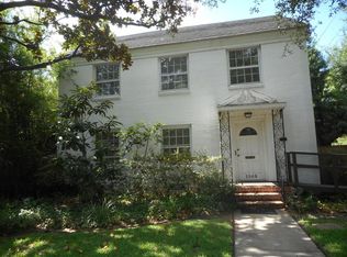 2349 Wroxton Rd, Houston, TX 77005