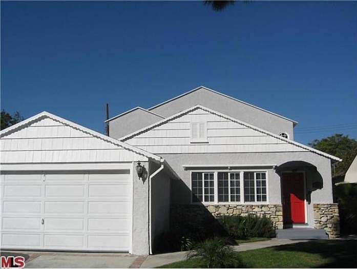 5364 Dobson Way - Front