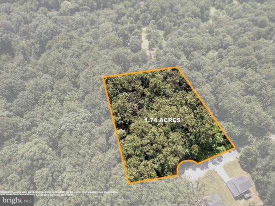 7 Sunset Ln, Harpers Ferry, WV 25425