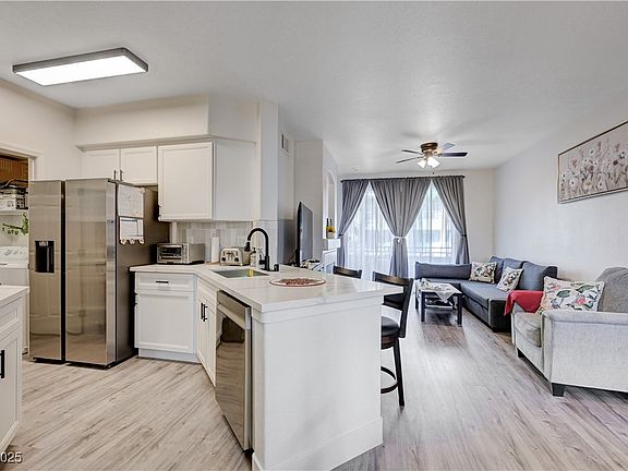 5th image of 7135 S Durango Dr Unit 210