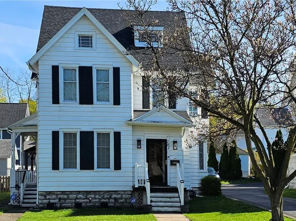181 Lewis St, Geneva, NY 14456