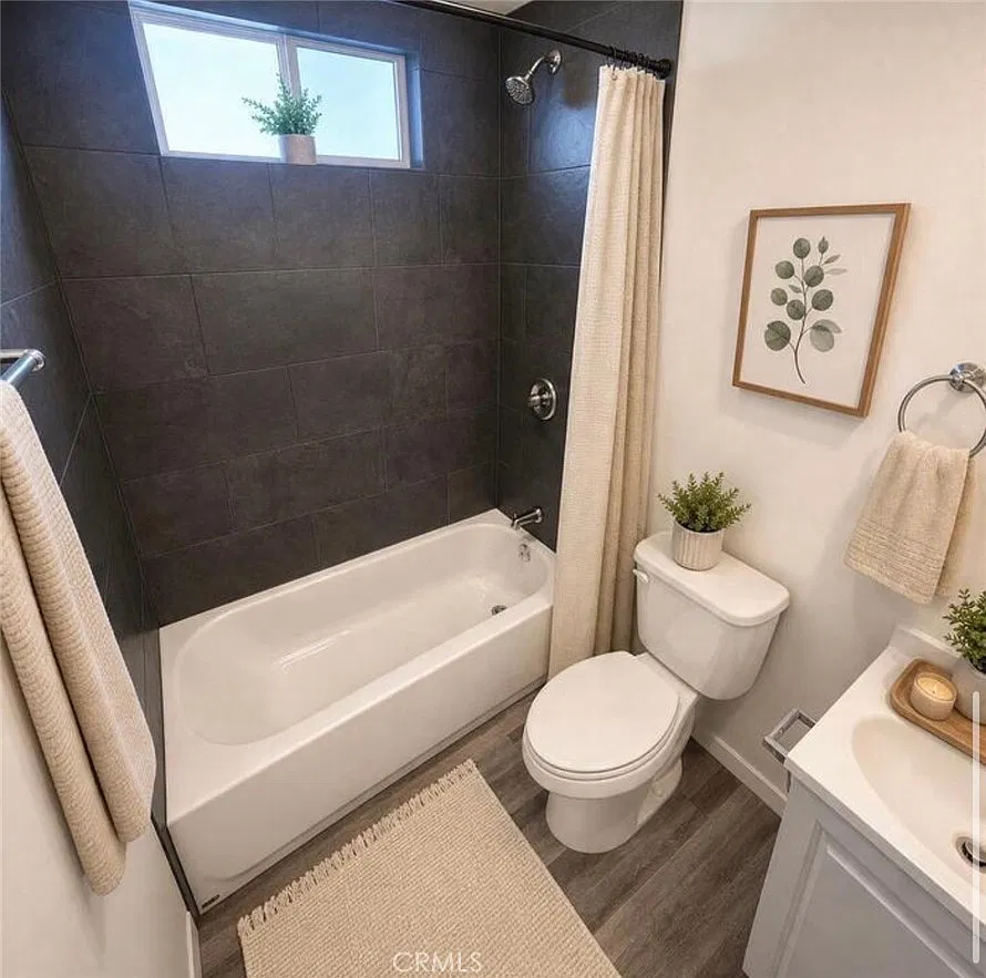 1 bed, 1990 sqft, $1,950 — Photo 4