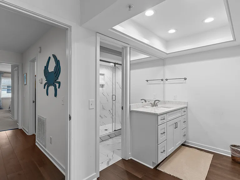 Primary bath