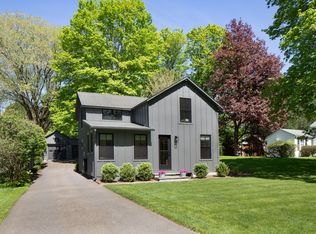 30 E Main St, Salisbury, CT 06068
