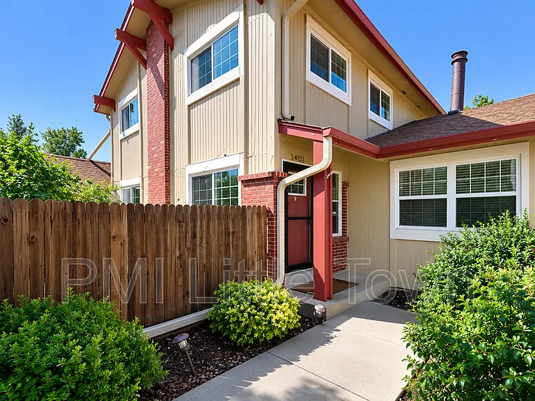 7482 W Roxbury Pl — Photo 1