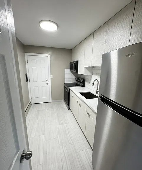 4802 Conrad St #1E — Photo 1
