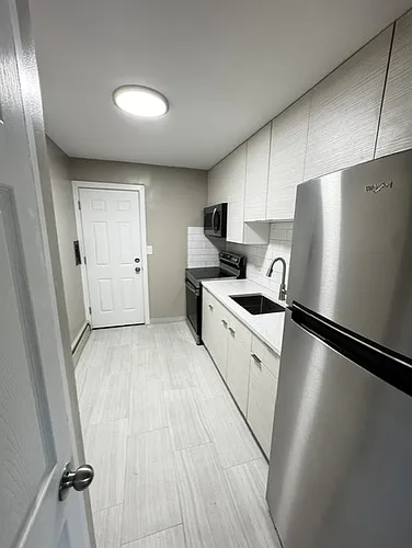 4802 Conrad St #1E Photo 1