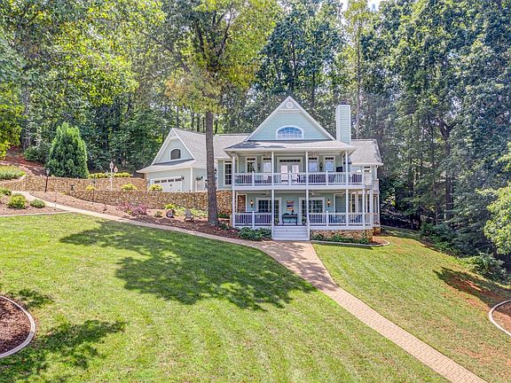 4th image of 150 Woodland Cove Dr