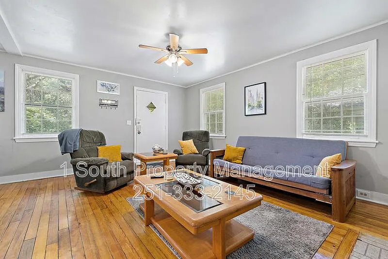 3 bed, 2.0 bath, $1,600 — Photo 4