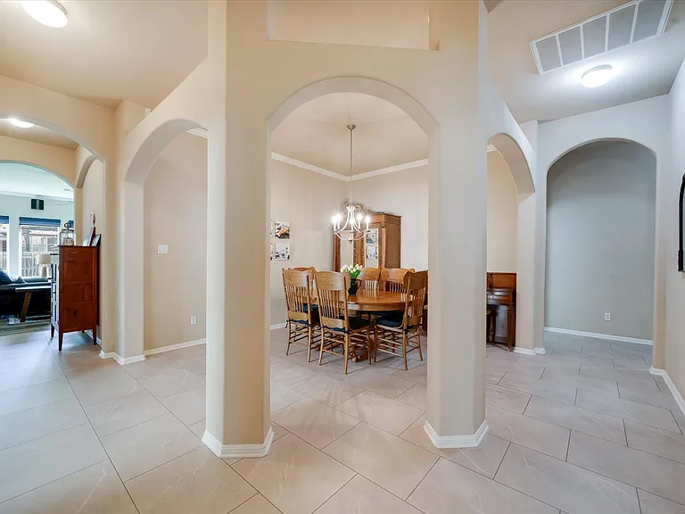 13717 Long Shadow Dr — Photo 5