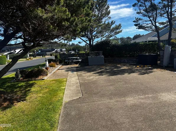 6225 N Coast Hwy Lot 133, Newport, OR 97365