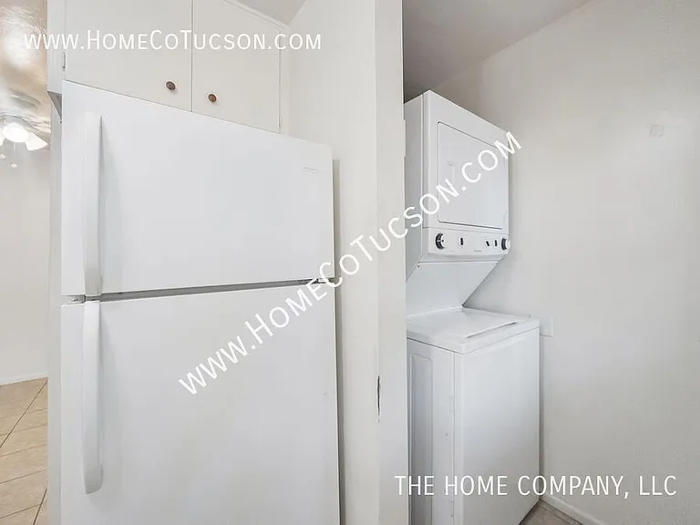 3236 E Hawthorne St — Photo 13