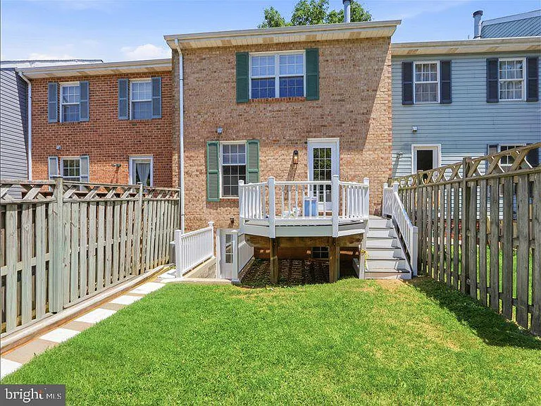 8026 Waterview Ct — Photo 36