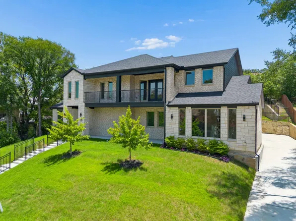 9008 Crosswind Dr, Fort Worth, TX 76179