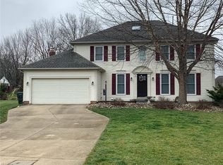 8290 N Thornham Cir NW, North Canton, OH 44720