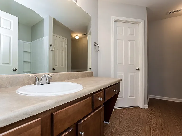 98 Mercer Ln — Photo 8
