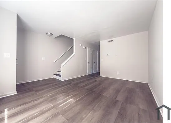 128 Langley Dr #A — Photo 3