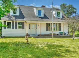 13781 Schang Rd, East Aurora, NY 14052