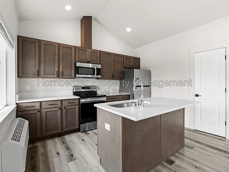 16104 E Valleyway — Photo 24