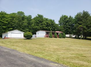 208 Morris Branch Rd, Meadow Bridge, WV 25976