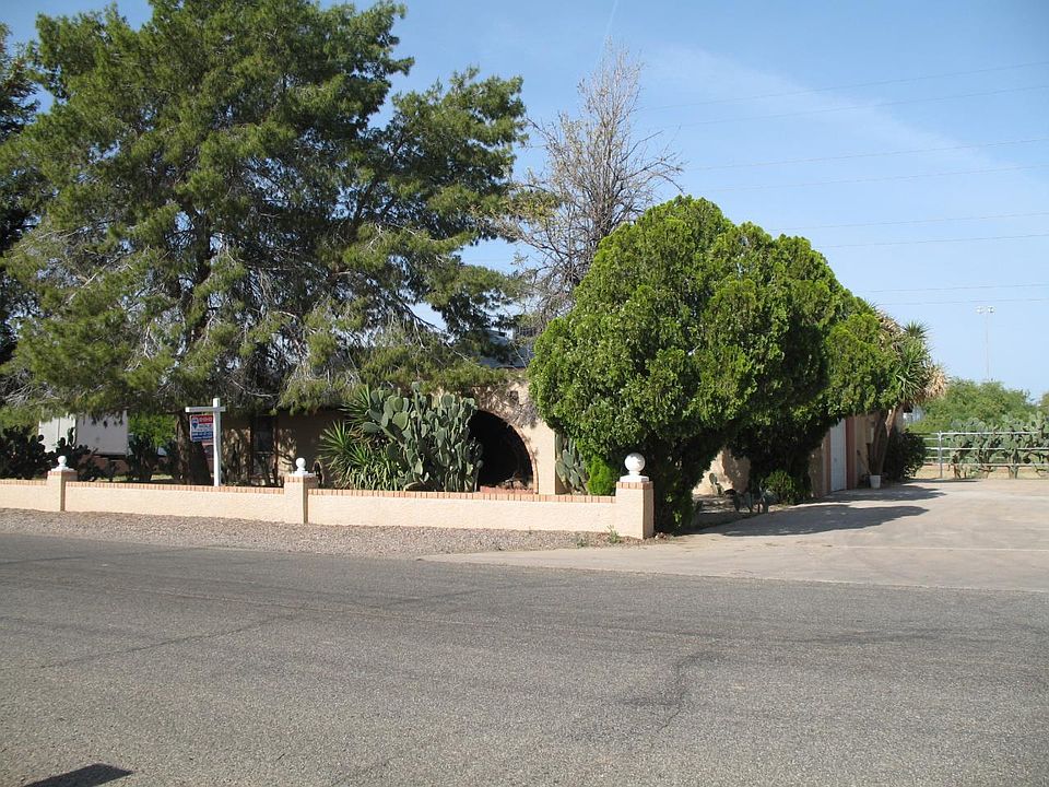 2nd image of 9248 S LA MIRADA Street