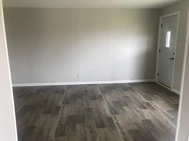 684 Ginghamsburg Rd — Photo 9