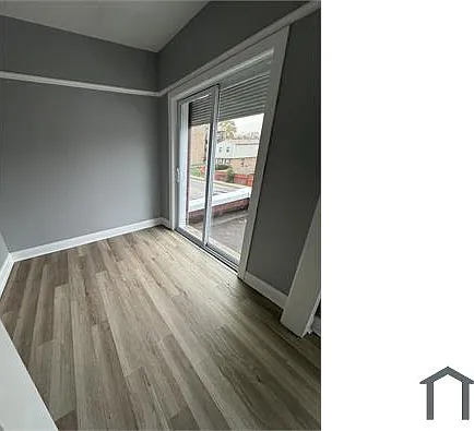 3 bed, 1350 sqft, $1,801 — Photo 1
