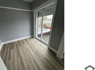 1401 W 67th St, Chicago, IL 60636