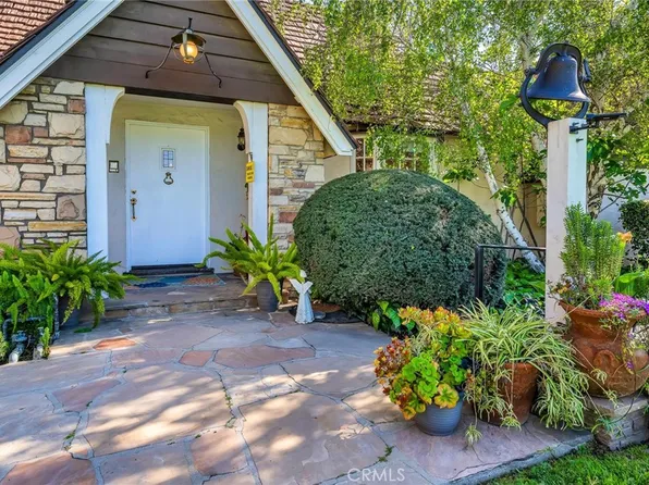 17454 Parthenia St, Northridge, CA 91325