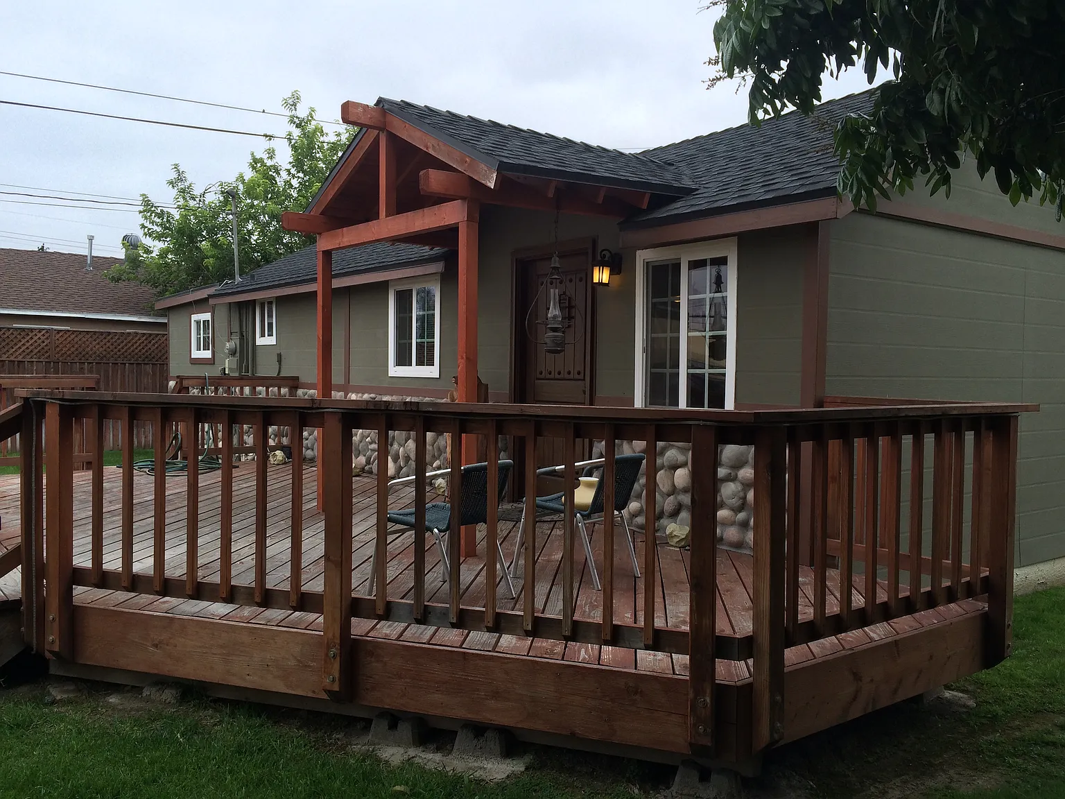 2 bed, 900 sqft, $2,700 — Photo 3