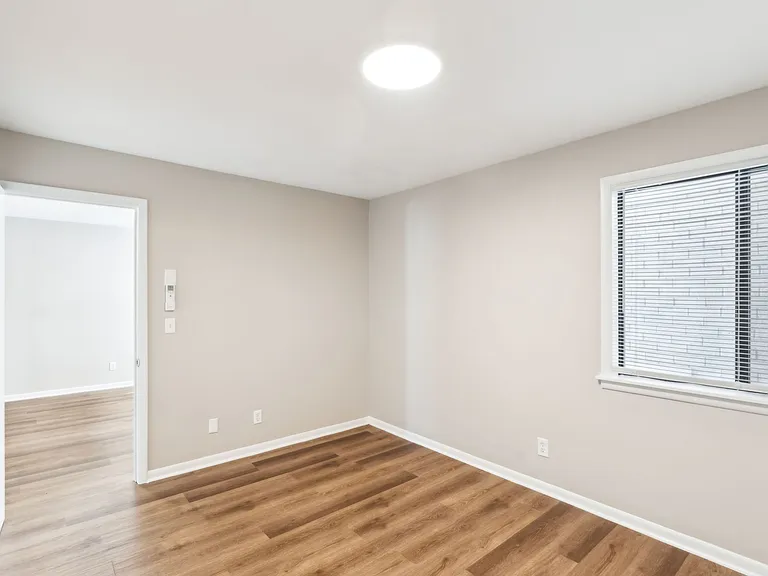 6228 Robertson Ave — Photo 7