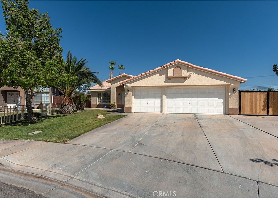 1st image of 681 Desert Willow St