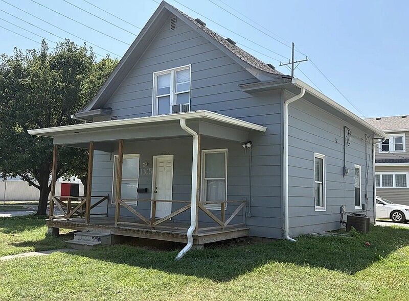 1st image of 1105 N 25th St