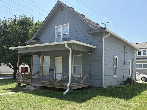 1105 N 25th St, Lincoln, NE 68503
