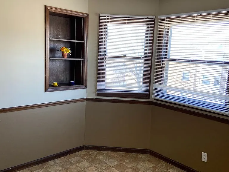 The Heights Apartments — Photo 13