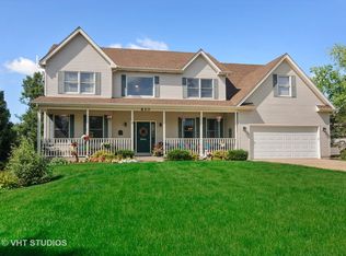 820 Conley Ct, Elburn, IL 60119