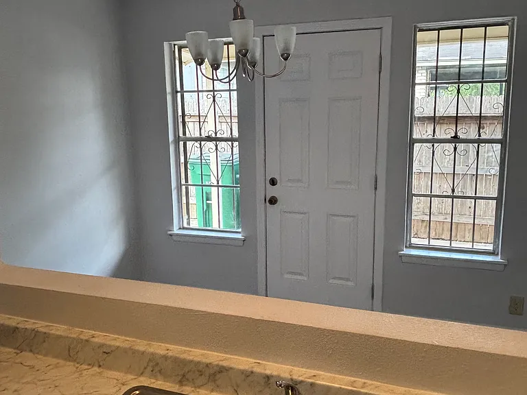 5742 Bienville Dr — Photo 13