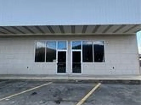 1132 3rd Ave, Ford City, PA 16226