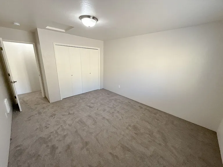 5513-5515 N Hills Dr #5517 — Photo 12