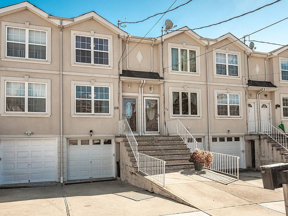 1st image of 126 Winham Ave #1