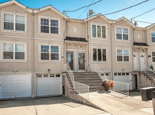 126 Winham Ave #1, Staten Island, NY 10306