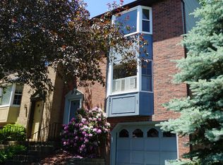 939 Trillium Trl, Bethel Park, PA 15102