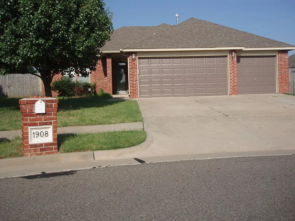 1908 Bradford Way
