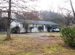 79 Lake Dr, Farmville, VA 23901