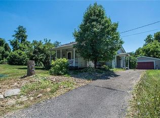 38 Dinsmore Rd, Burgettstown, PA 15021