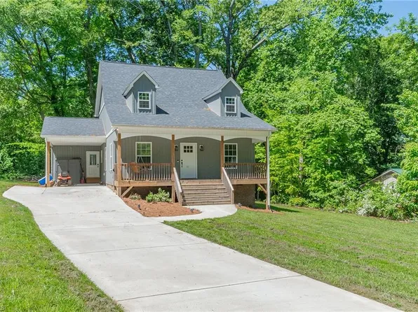 419 Arbor Dr, Lexington, NC 27292