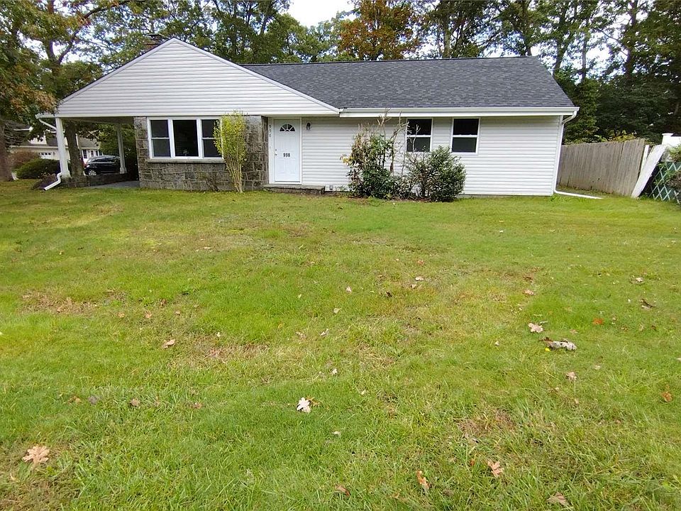 1st image of 998 N Ocean Avenue