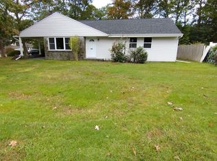 998 N Ocean Ave, Medford, NY 11763